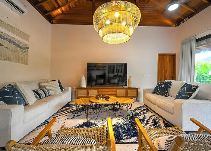Luxury 2br Tropical In Jimbaran, Bali Villa *